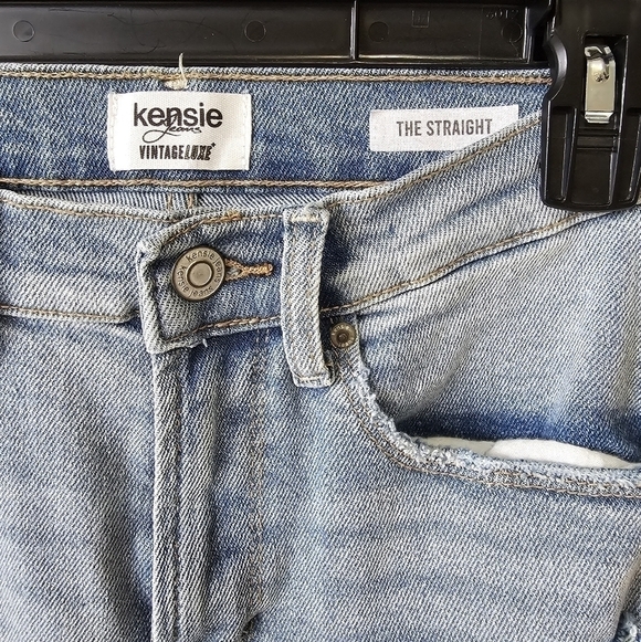 Kensie Jeans The Straight Distressed High Waisted Lightwash Sz. 6 - Picture 4 of 7